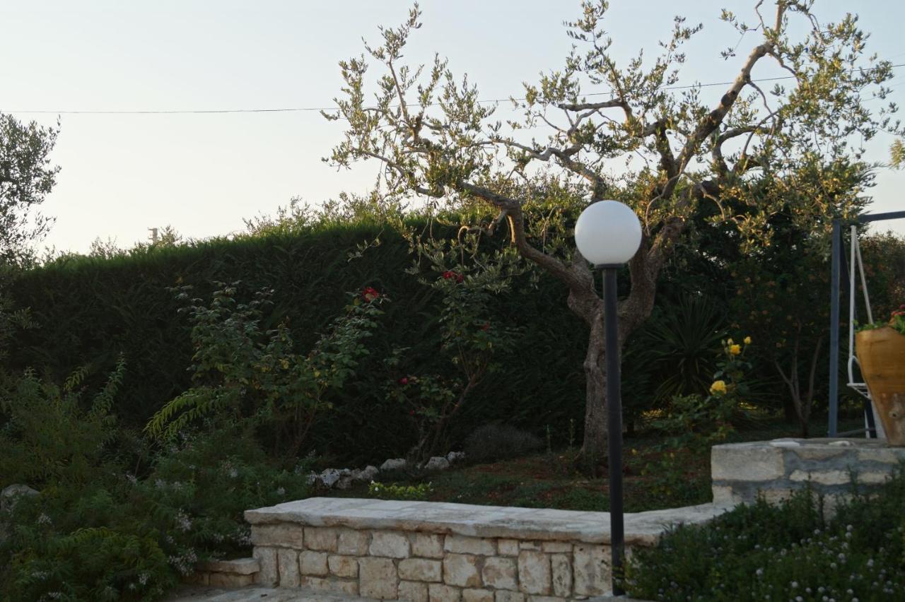 Bed and Breakfast La Casa Del Nonno Alberobello Exterior foto